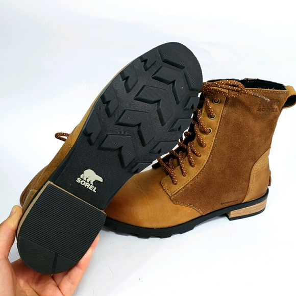 SOREL EMELIE SHORT WATERPROOF LACE UP BOOT - Picture 7 of 7